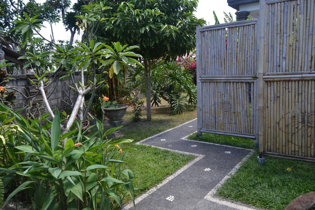 Sakha House Hotel Ubud  Exterior photo