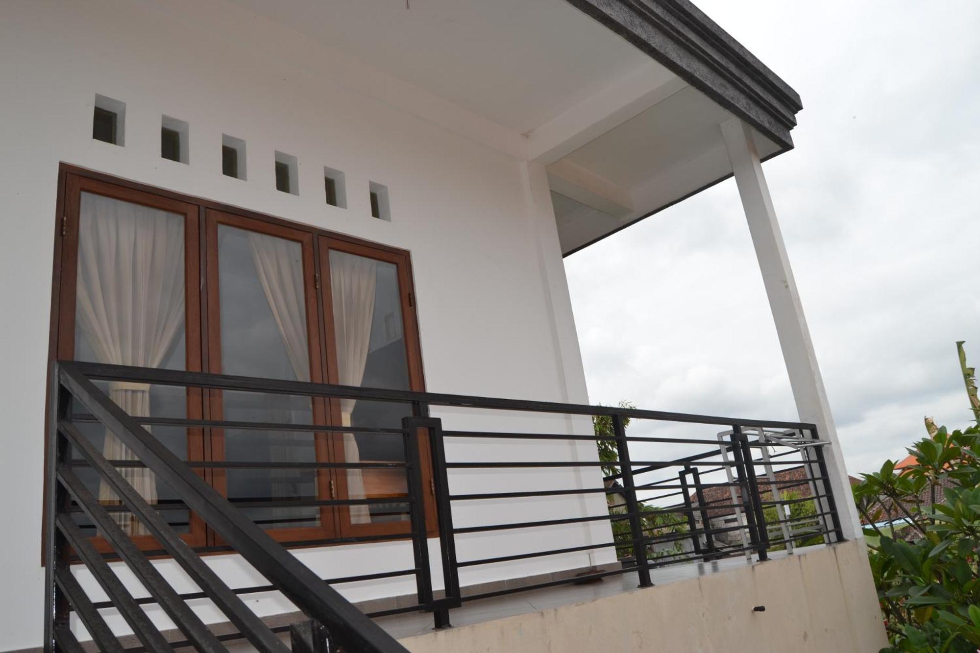 Sakha House Hotel Ubud  Exterior photo